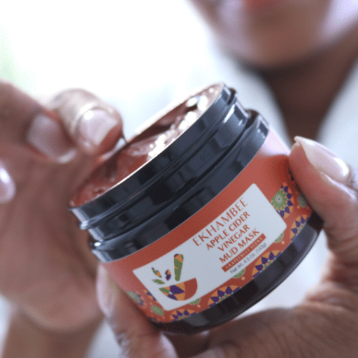Botanical face mask for a radiant complexion